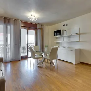 https://quartiere-padova-2000.hotelinveneto.com
