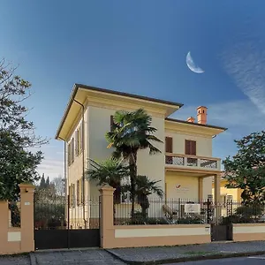 Casa de hóspedes Il Giardino Del Pettirosso