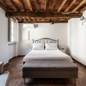 Appartement Residenza I Pini, Lucques